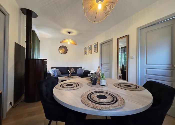 Holiday home L'ecrin De Tesse-Froulay