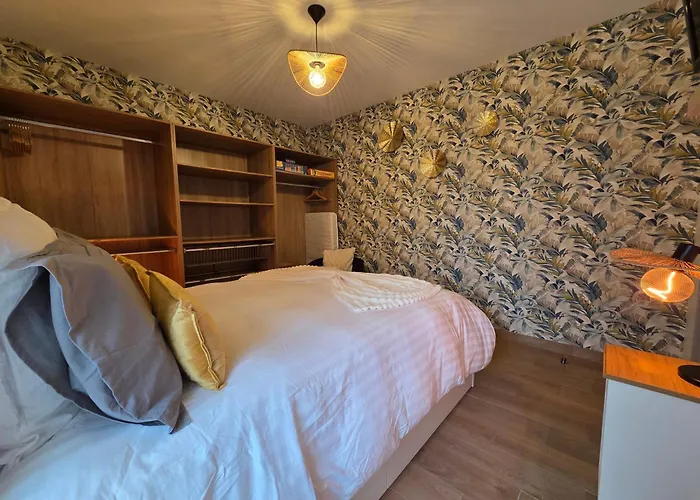 Holiday home L'ecrin De Tesse-Froulay